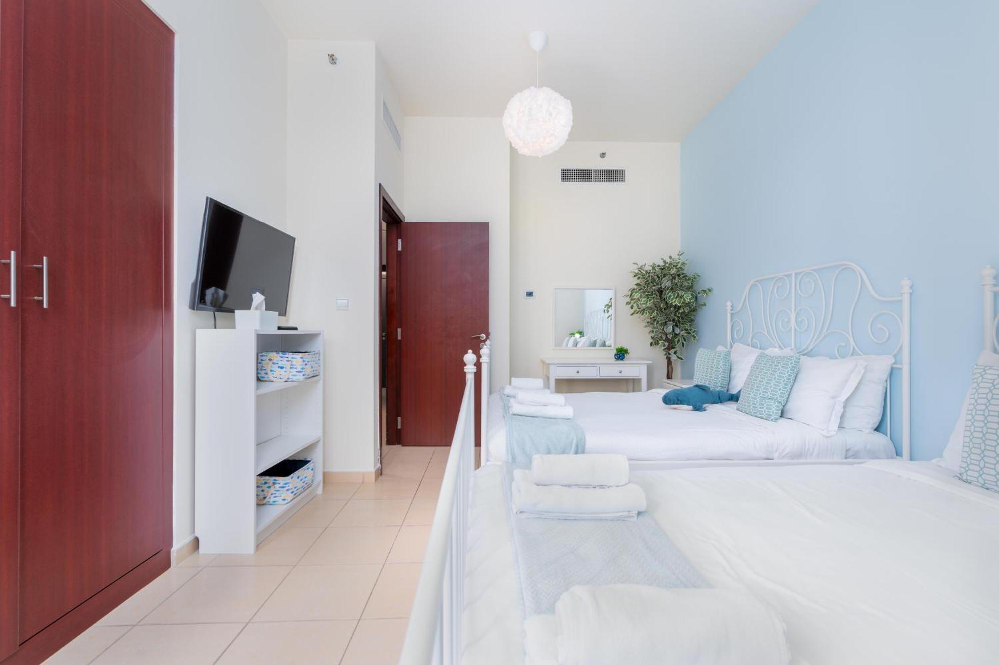 7 Beds / Jbr / Sea, Jbr And Ain Views / 3 Min Walk From Jbr / Large Groups And Families / Ideal Vacation Location Apartamento *