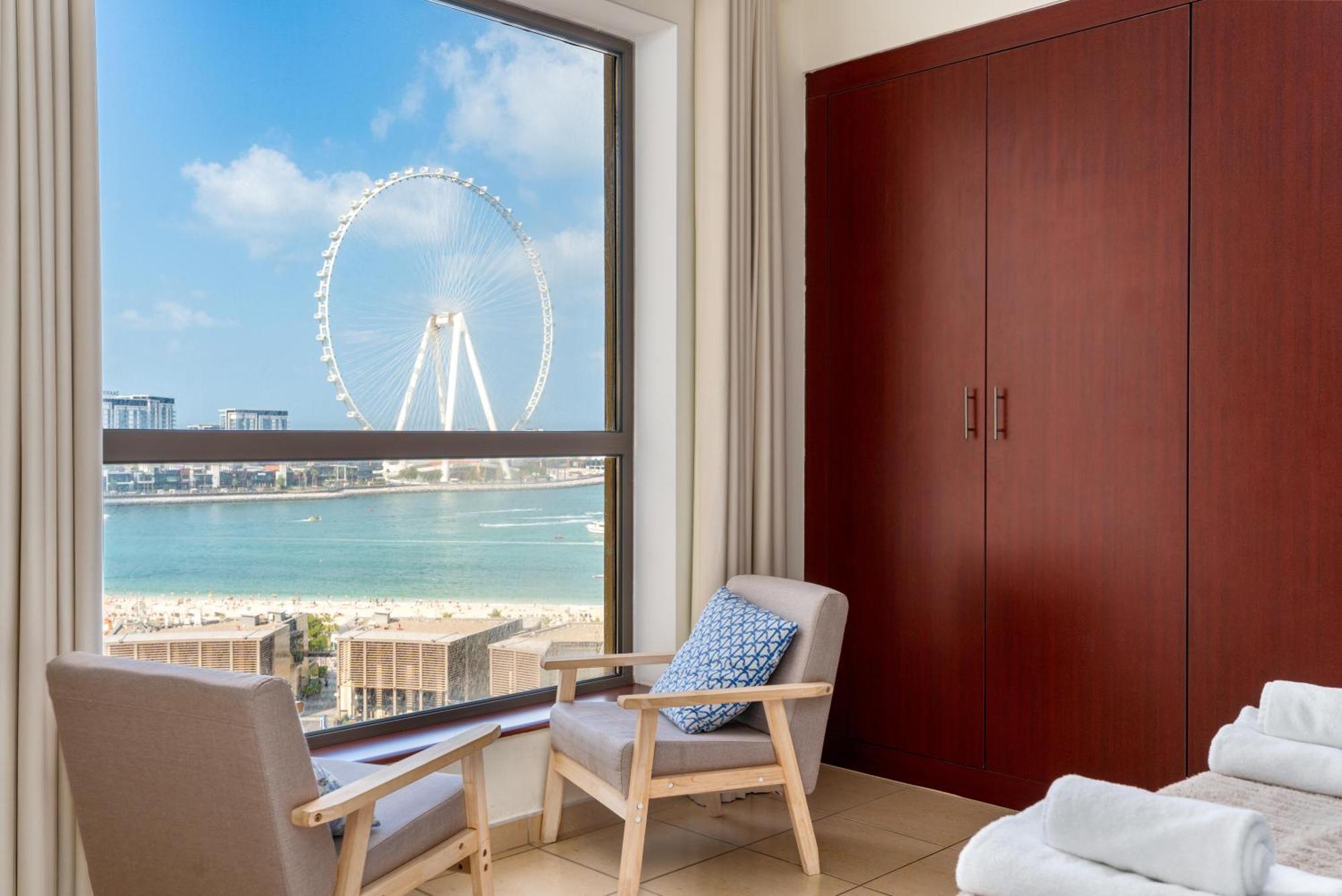 Appartement 7 Beds / Jbr / Sea, Jbr And Ain Views / 3 Min Walk From Jbr / Large Groups And Families / Ideal Vacation Location Dubaï