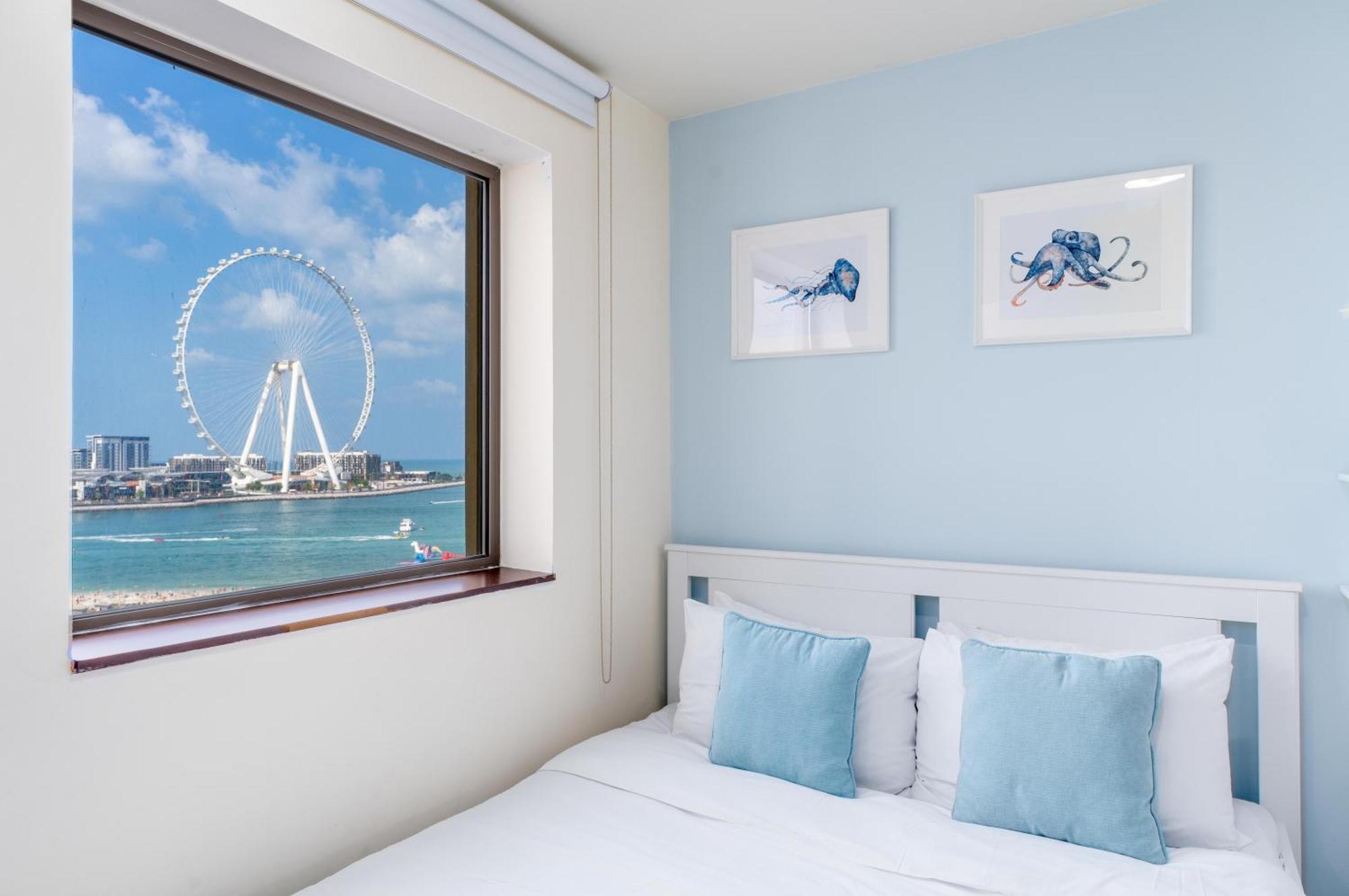 Appartement 7 Beds / Jbr / Sea, Jbr And Ain Views / 3 Min Walk From Jbr / Large Groups And Families / Ideal Vacation Location